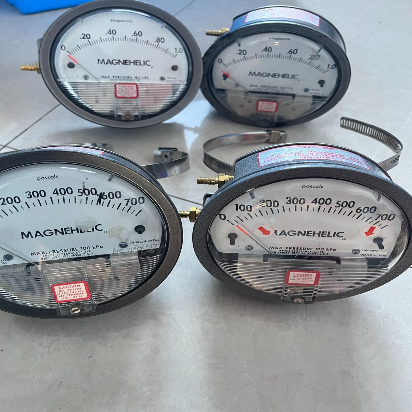 德威尔压差表，5个需要！