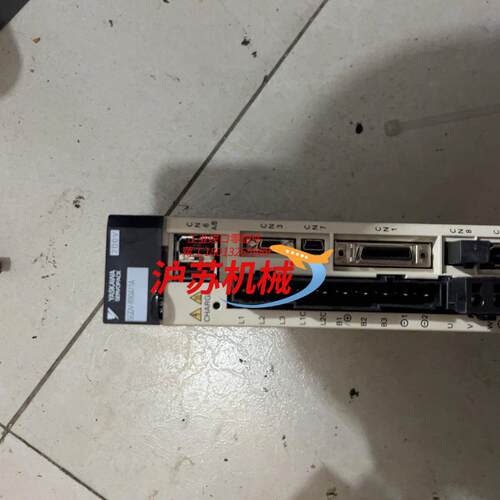 安川驱动器SGDV-R90A11A，