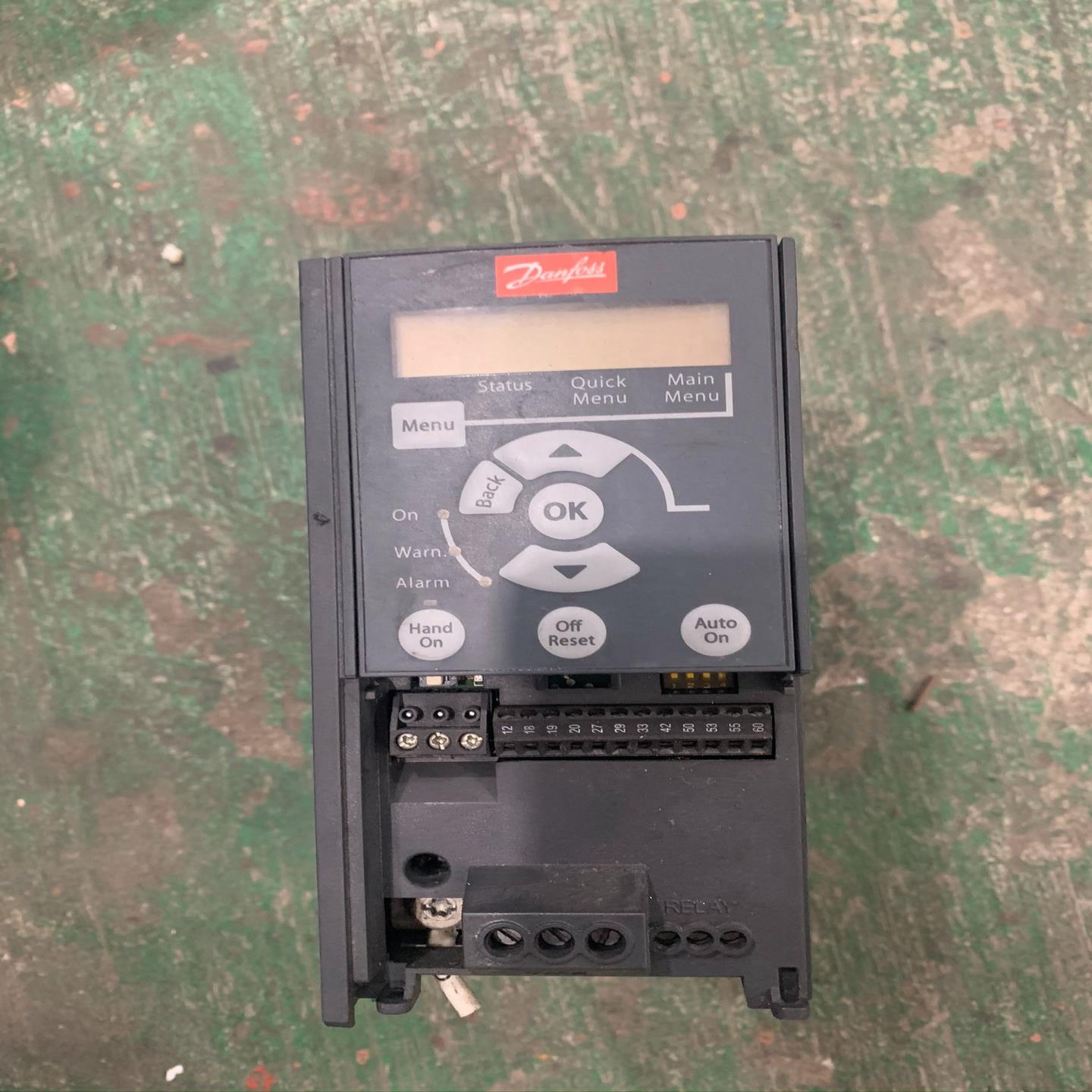 (设备配件)丹佛斯变频器fc-051p1k5t4e20h3bxc 1.5