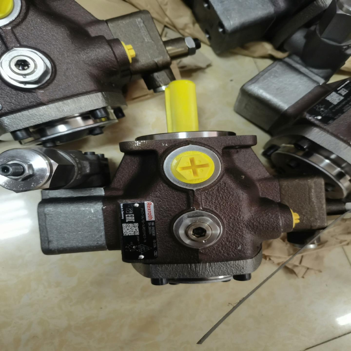 R900580381液压叶片泵 PV7-1X/10-14RE