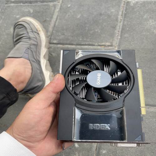（设备配件）Ir1s 显卡 英特尔  Index xe Intel