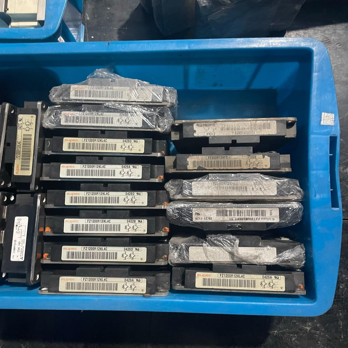 （设备配件） FZ1200R12KL4C拆机处理打包模块