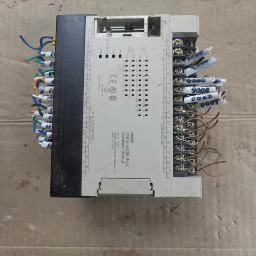 欧姆龙CPM1A-40CDR-A-V1 二手拆机，实物拍摄如