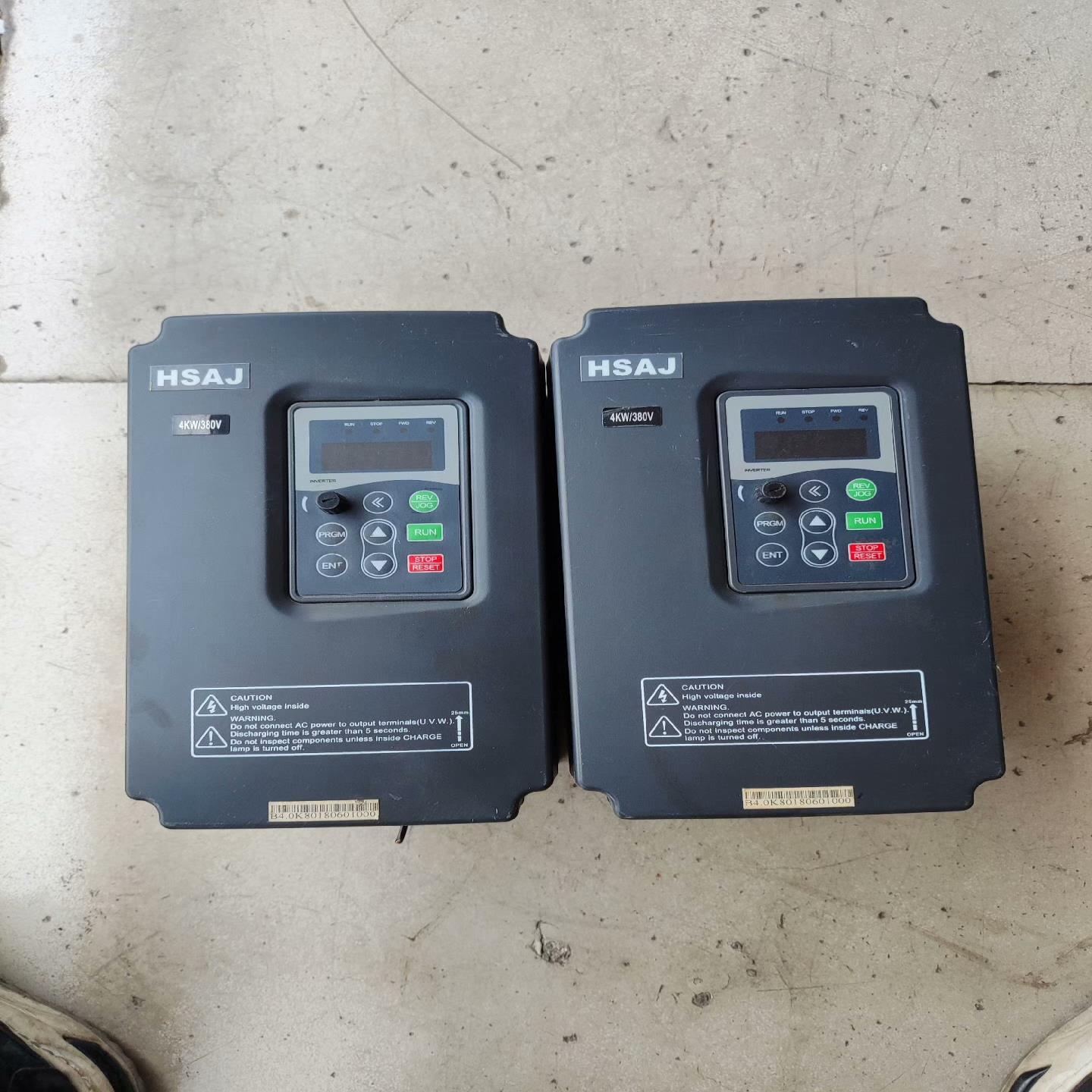 现货三晶变频器4KW55KW 8000B-4RG55P