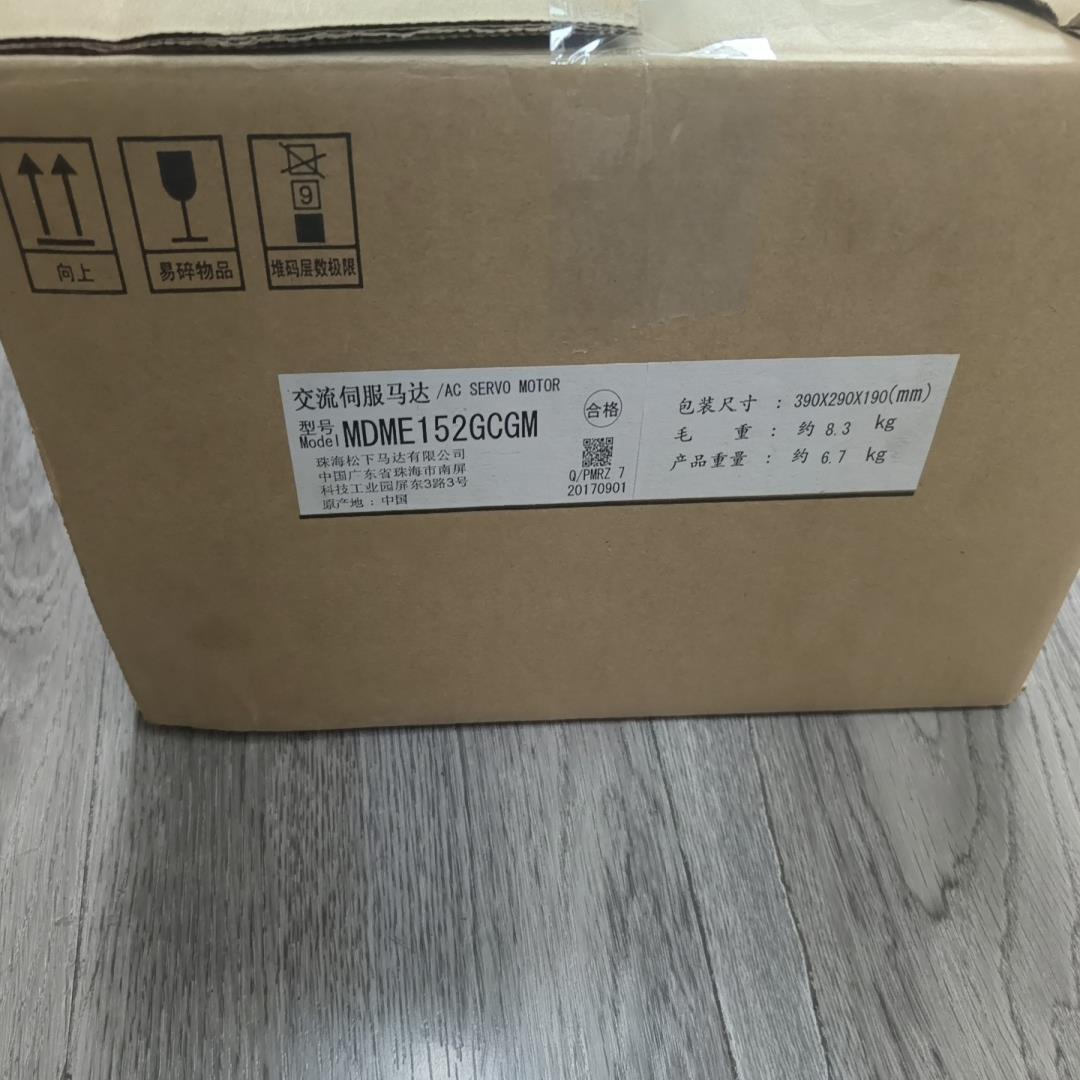 全新伺服电机MDME102GCGM，余料1.5kw电