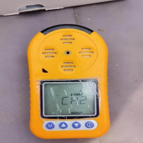 {莱茵电子商行}朗仕特气体检测仪型号是LA5910充电开机正常