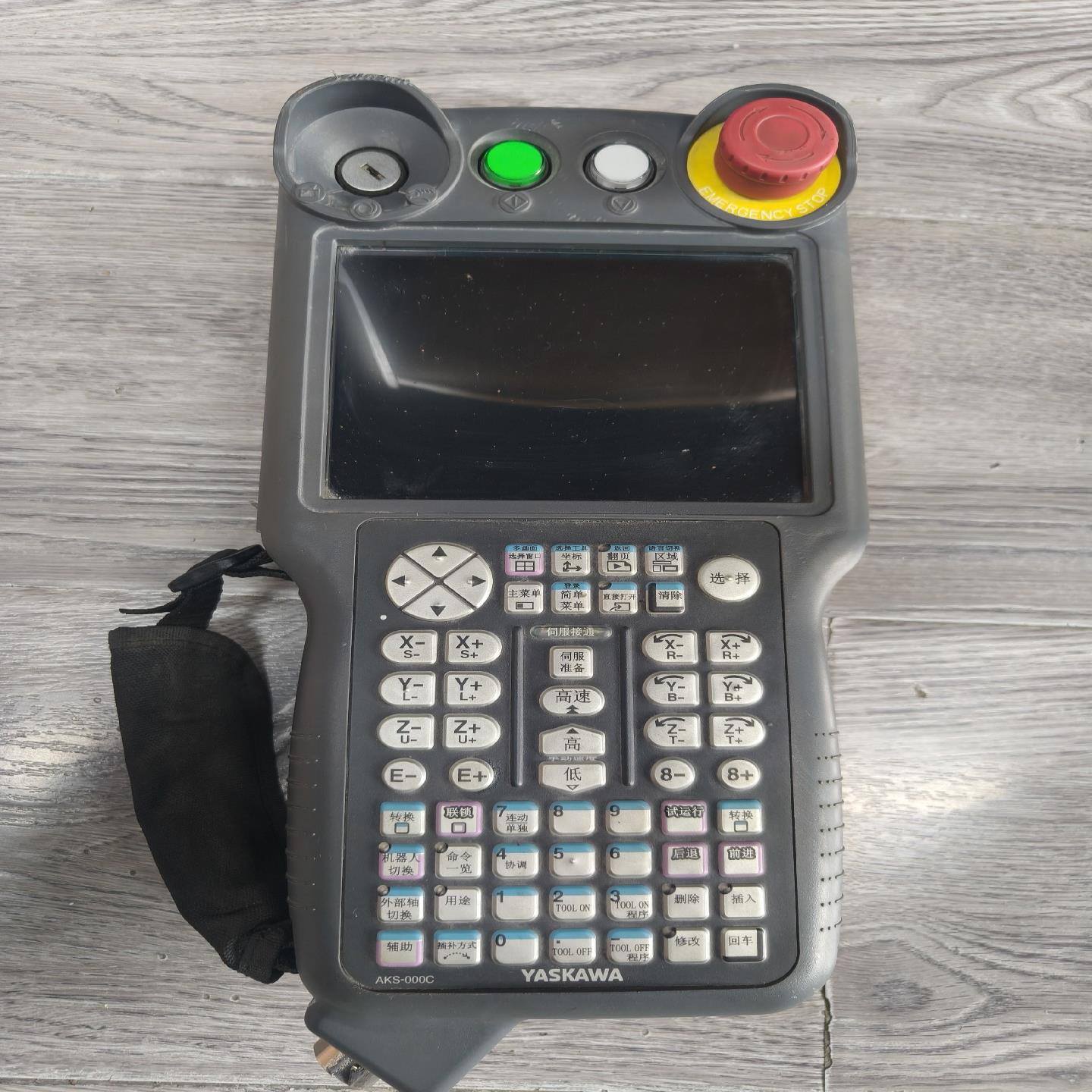 安川示教器 JZRCR-APP01-1 ，需要的拍，成色