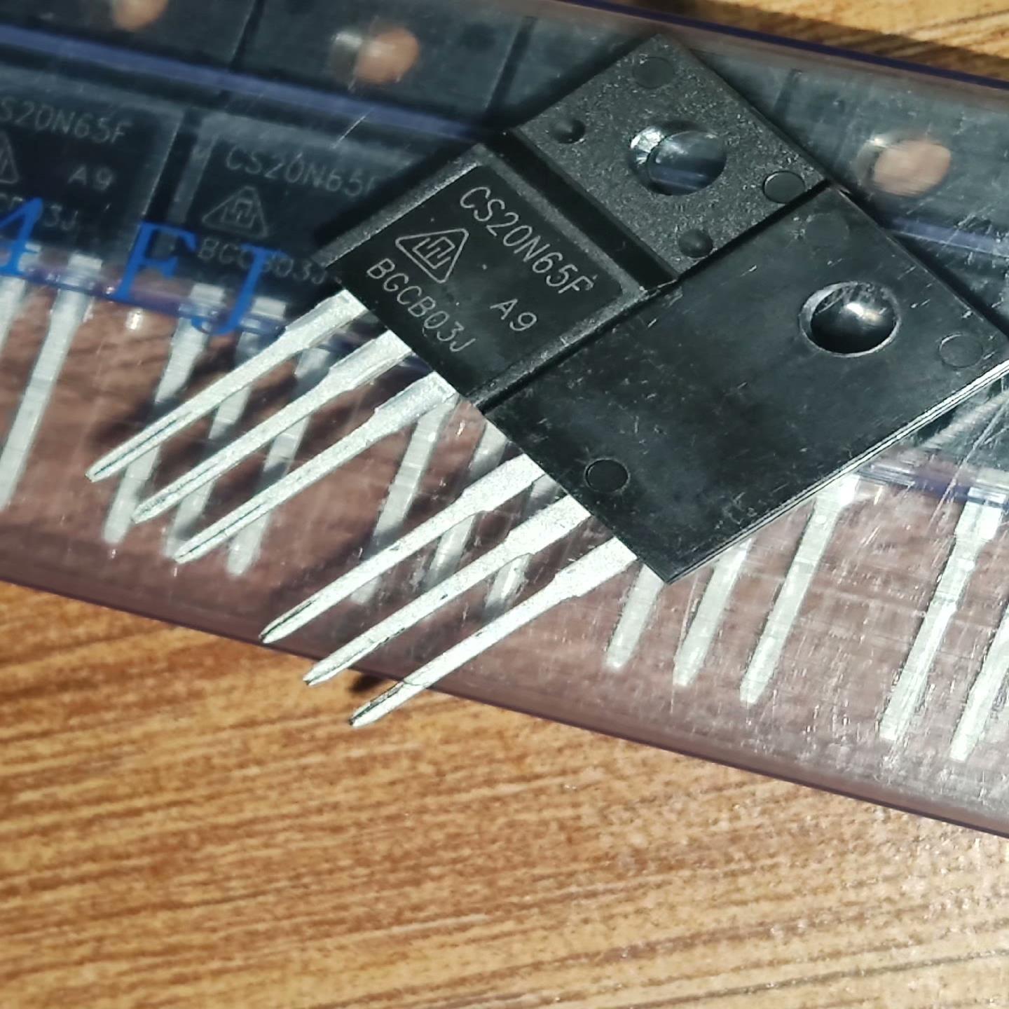 [德峰]华晶CS20N65FA9 TO-220F:50只(1整管)