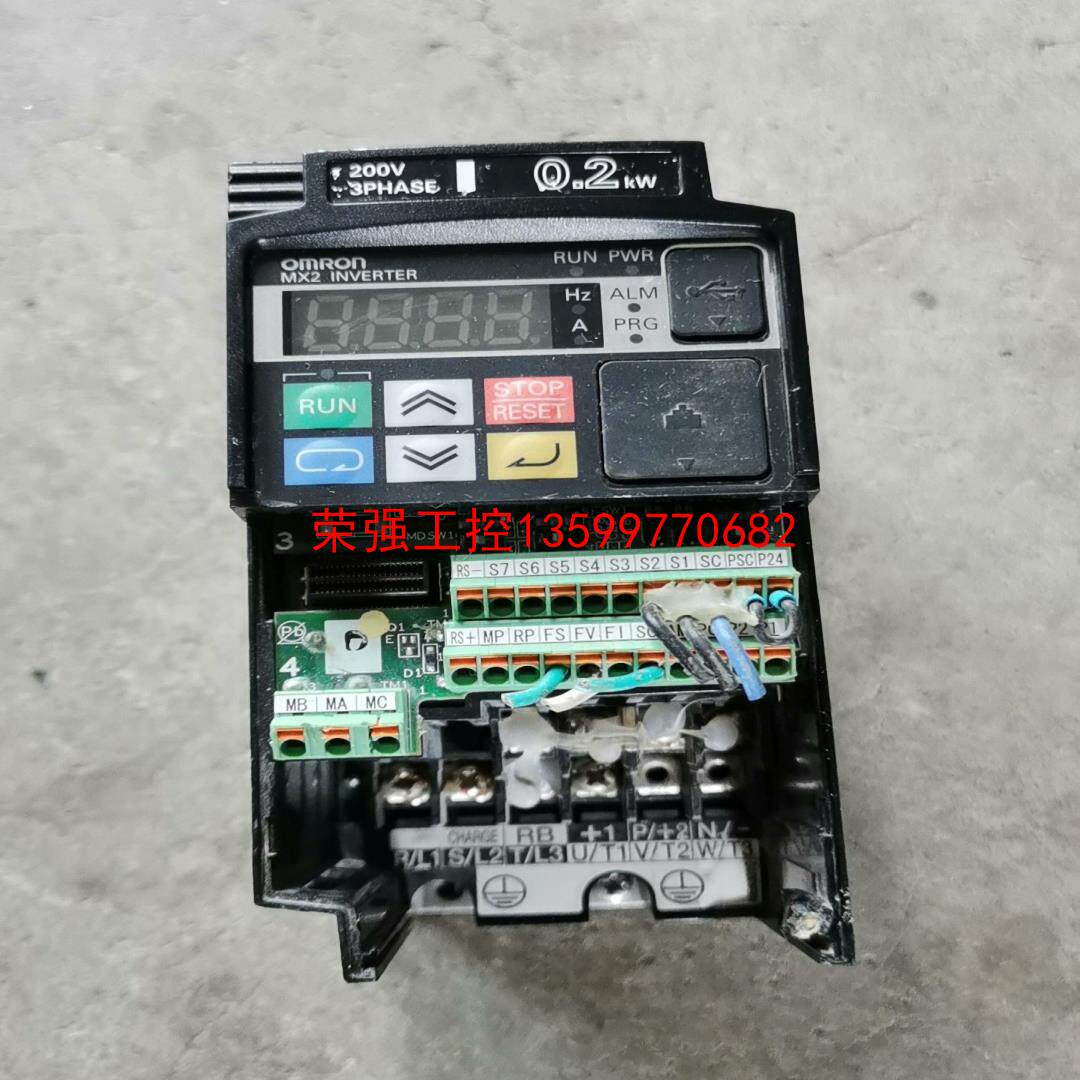 【荣强工控】拆机欧姆龙变频器3G3MX2-A2002-V1，0.