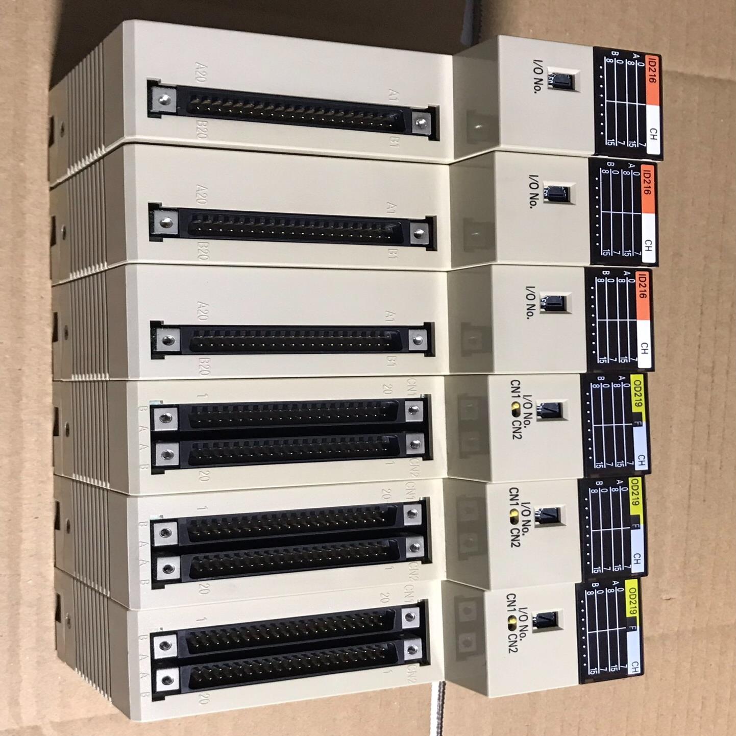 PLCC200H-ID2163、C200H-OD2