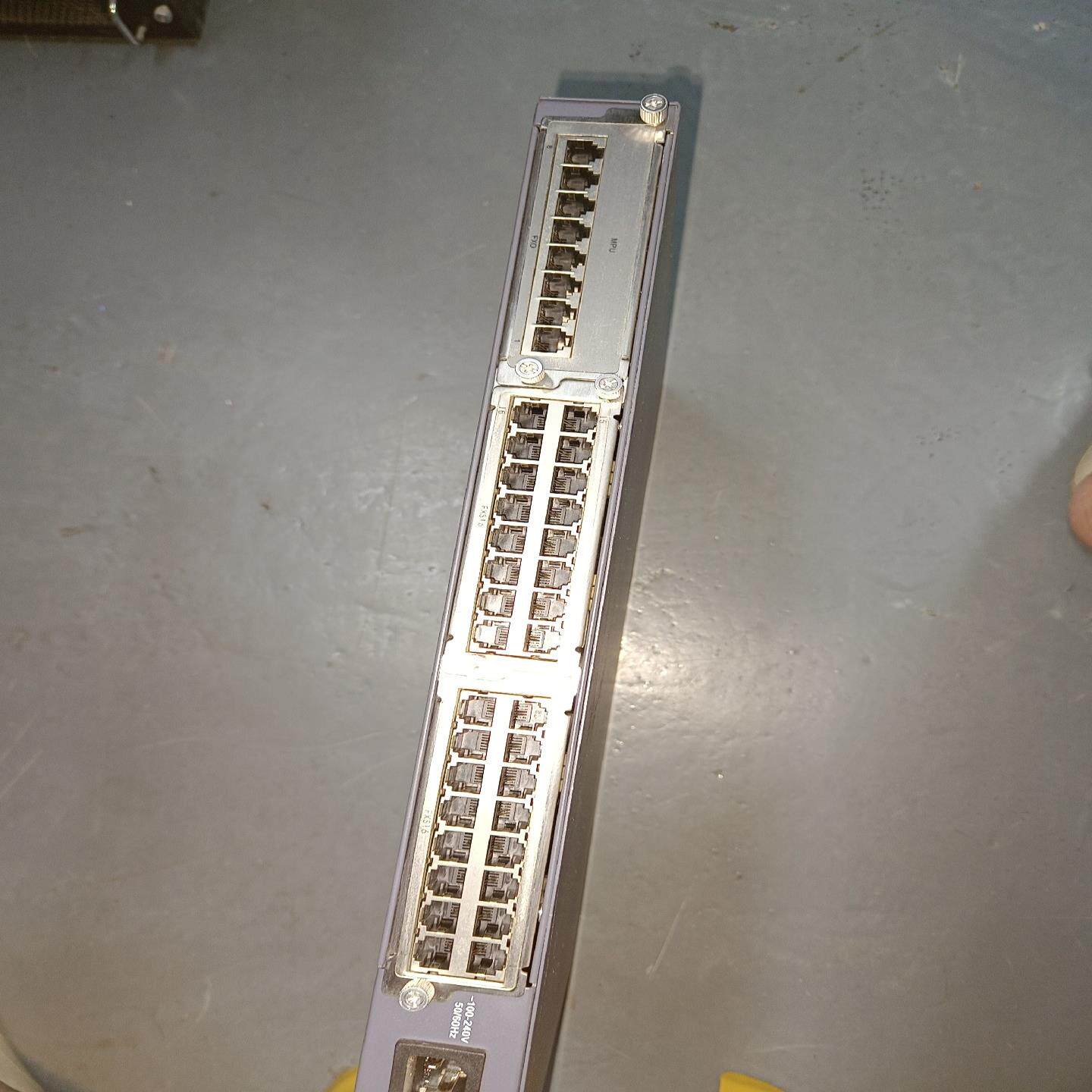 （设备配件）officeten 融合通信网关，32分机，带一块8