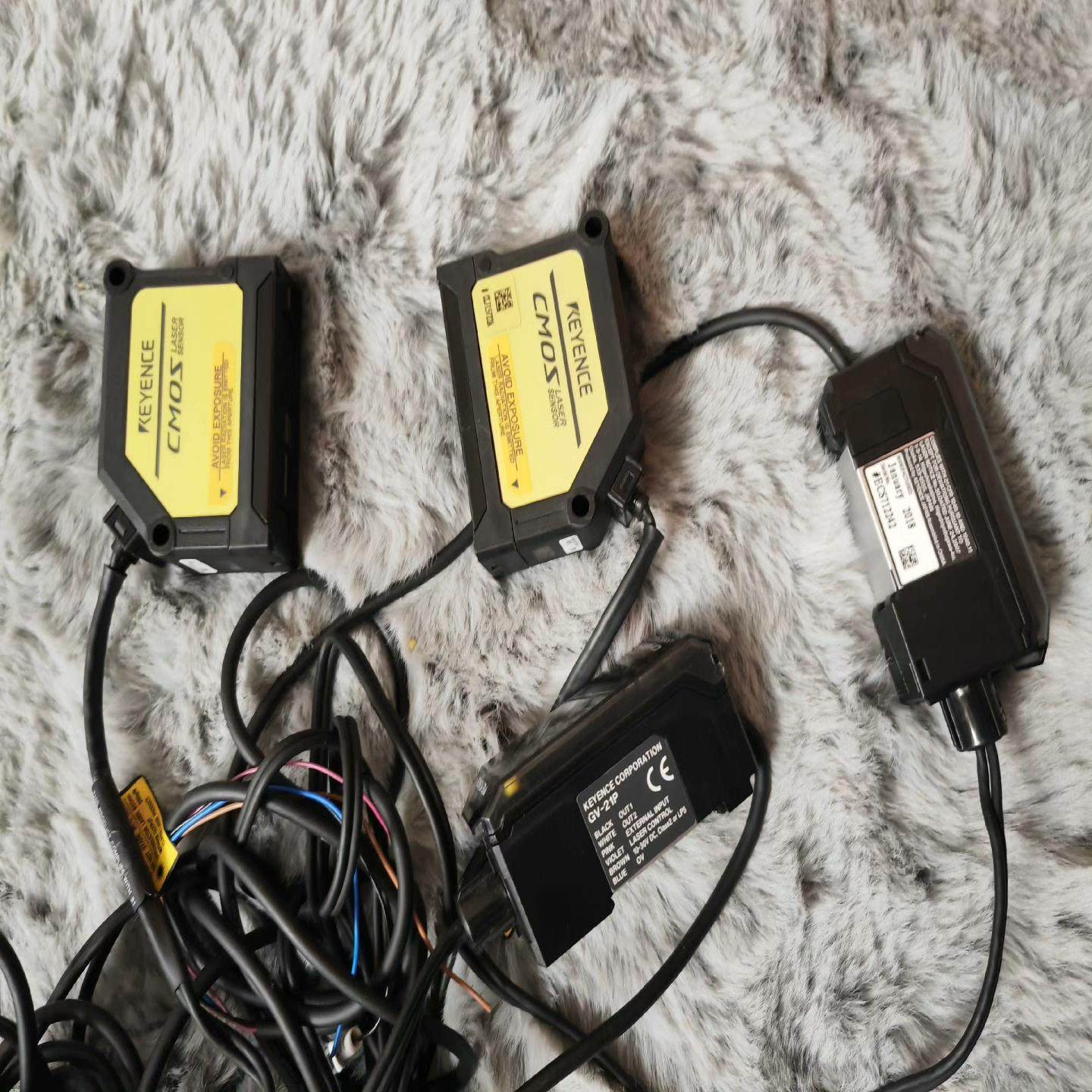 基恩士激光传感器gv-h450GV21P