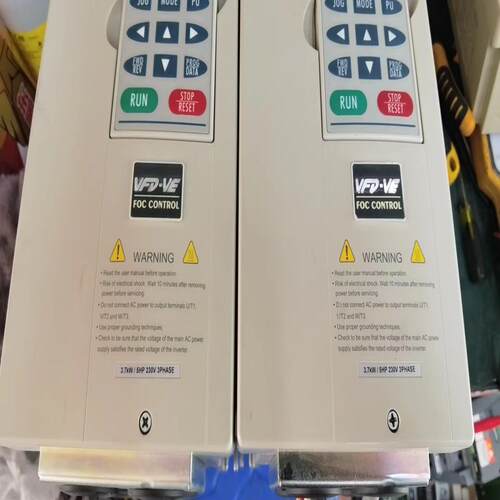 （设备配件）2系列KW变频器台达VFD037V23AVE-  3.7