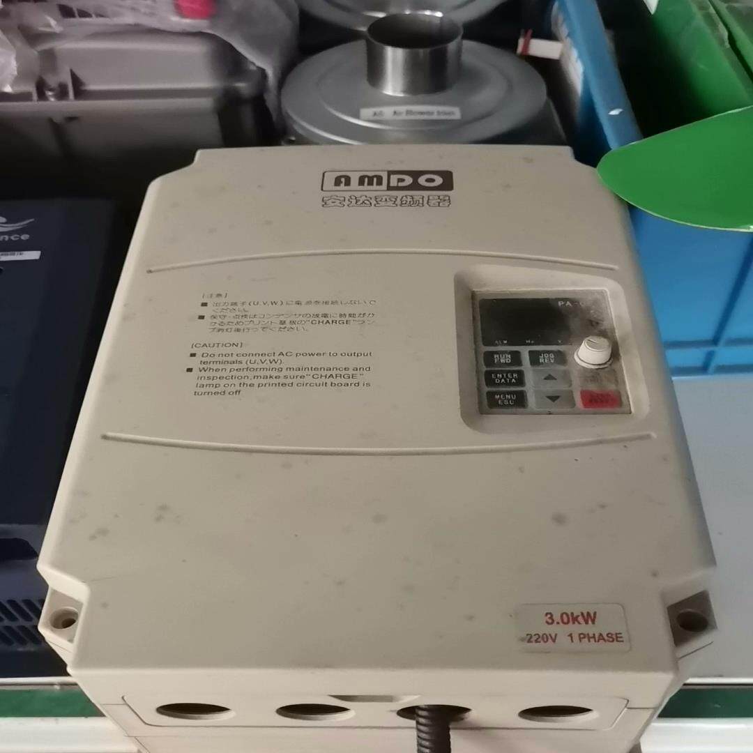安达变频器3.0KW