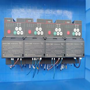 设备配件 0.4kw CS82S 三菱变频器 025