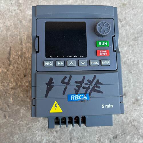 [德峰]380 康罗宾变频器T0004G，实M300，-，4V4kw