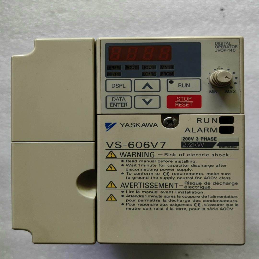 （设备配件）CIMR-V7AT22P2 拆机成色漂亮安川VS-606V7