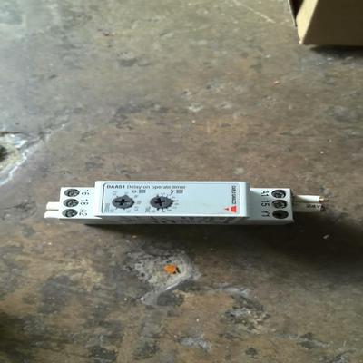 [德峰]佳乐时间继电器，DAA51CM24B001只有一个，如图实物