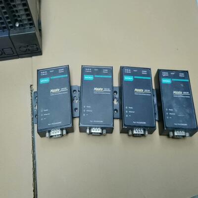 MOXA 摩莎 MB3180四个 议价