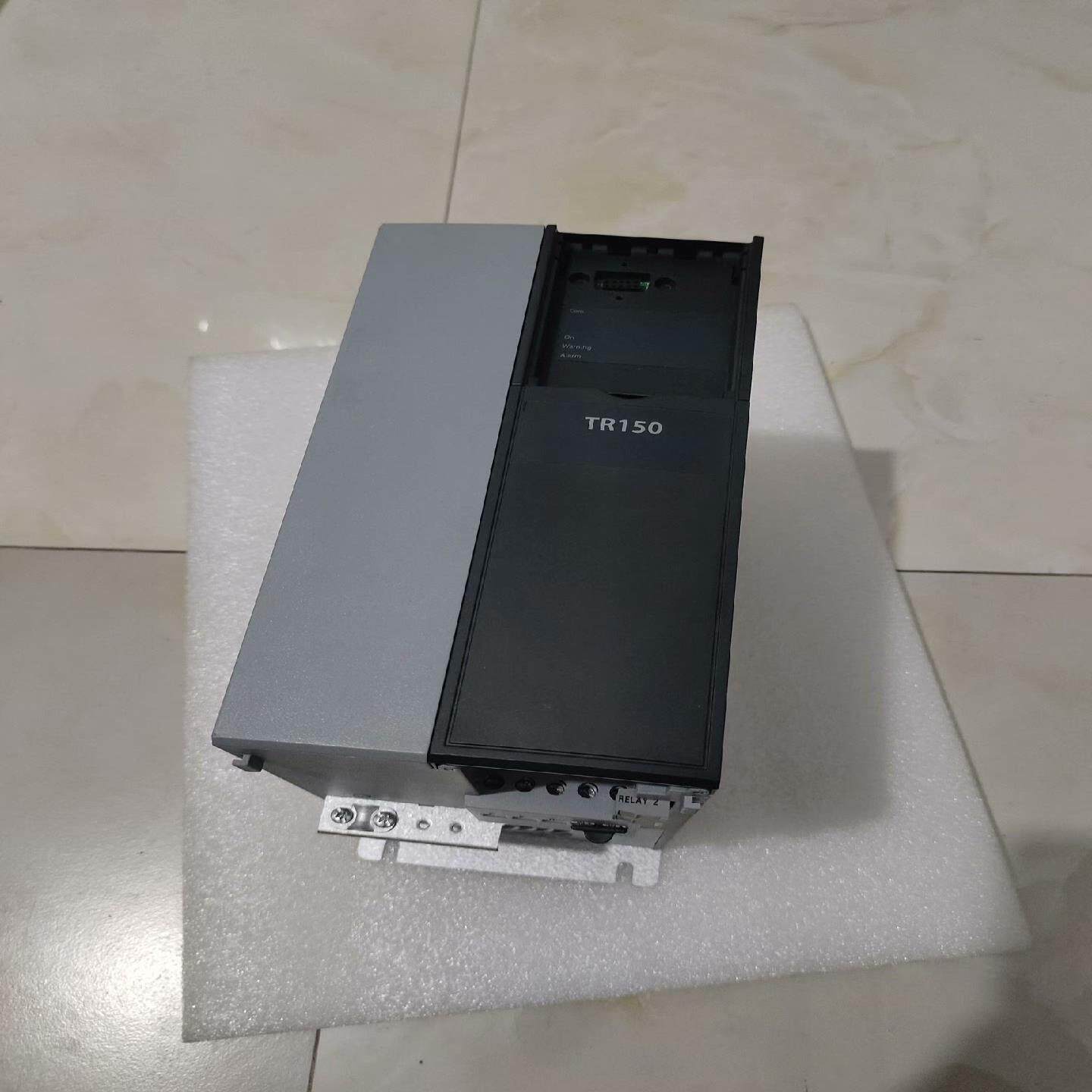 现货Trane特灵TR150变频器