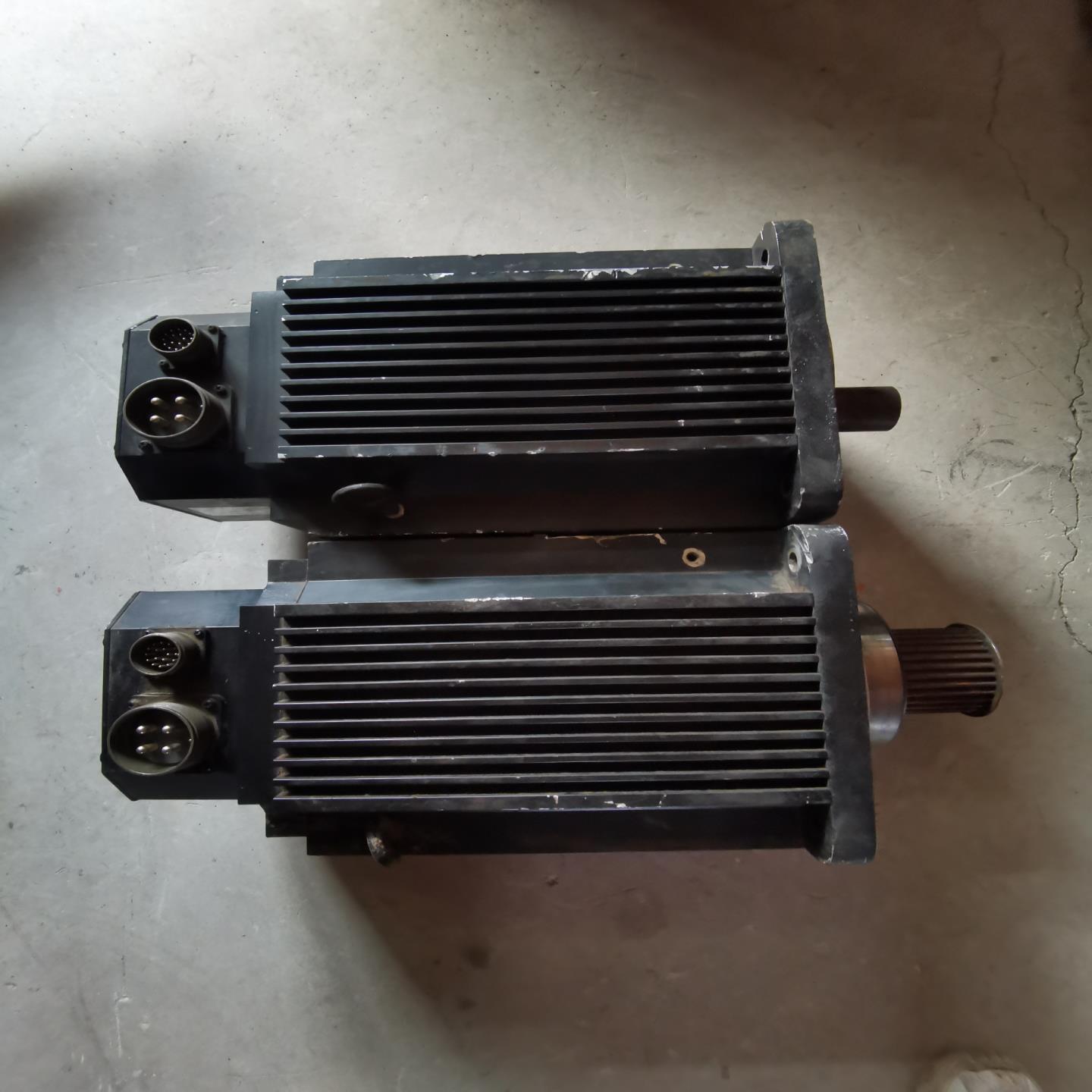 瑞恩RELIANCE伺服电机 物品实图拍摄具体成色如图议价出