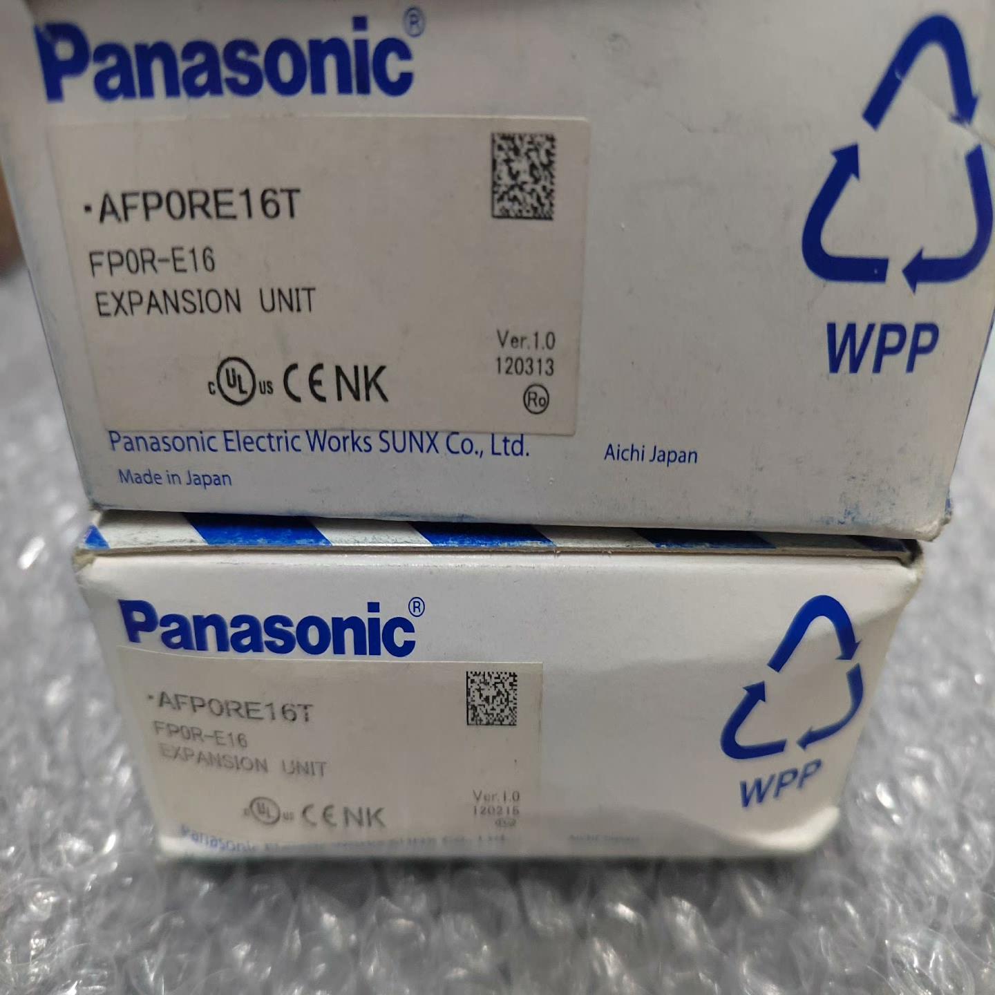 AFP0RE16T FP0R-E16全新还有1个，如图实