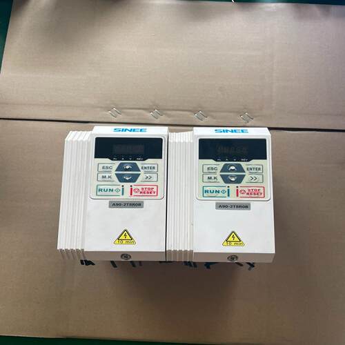 正弦变频器a90-2t8r0b  220v  1.5kw 质