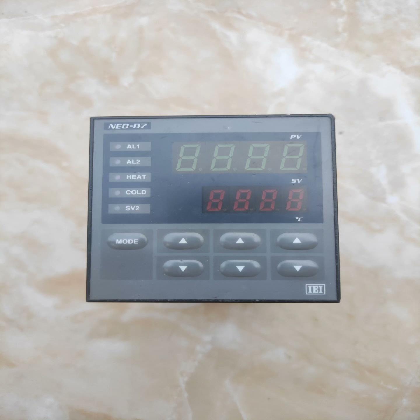 日本东邦温控器TTM-107-1-PP-A  功能正常