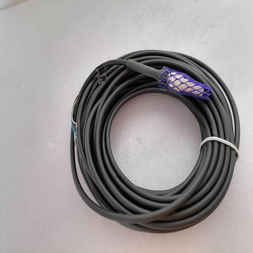 IFM传感器SF0542 SFR14XBK，全新议价