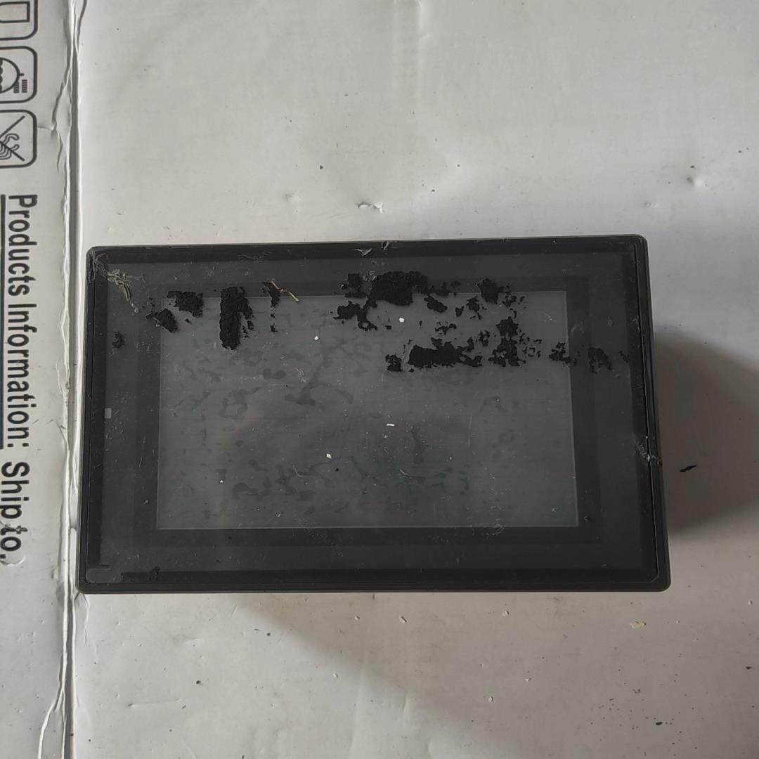 （设备配件）基恩斯触摸屏型号VT2-5SB ，测试好发货