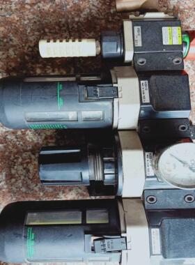 CKD过滤器组V3000-10+F4000-10+R4000-10-T8+L4000-10议价