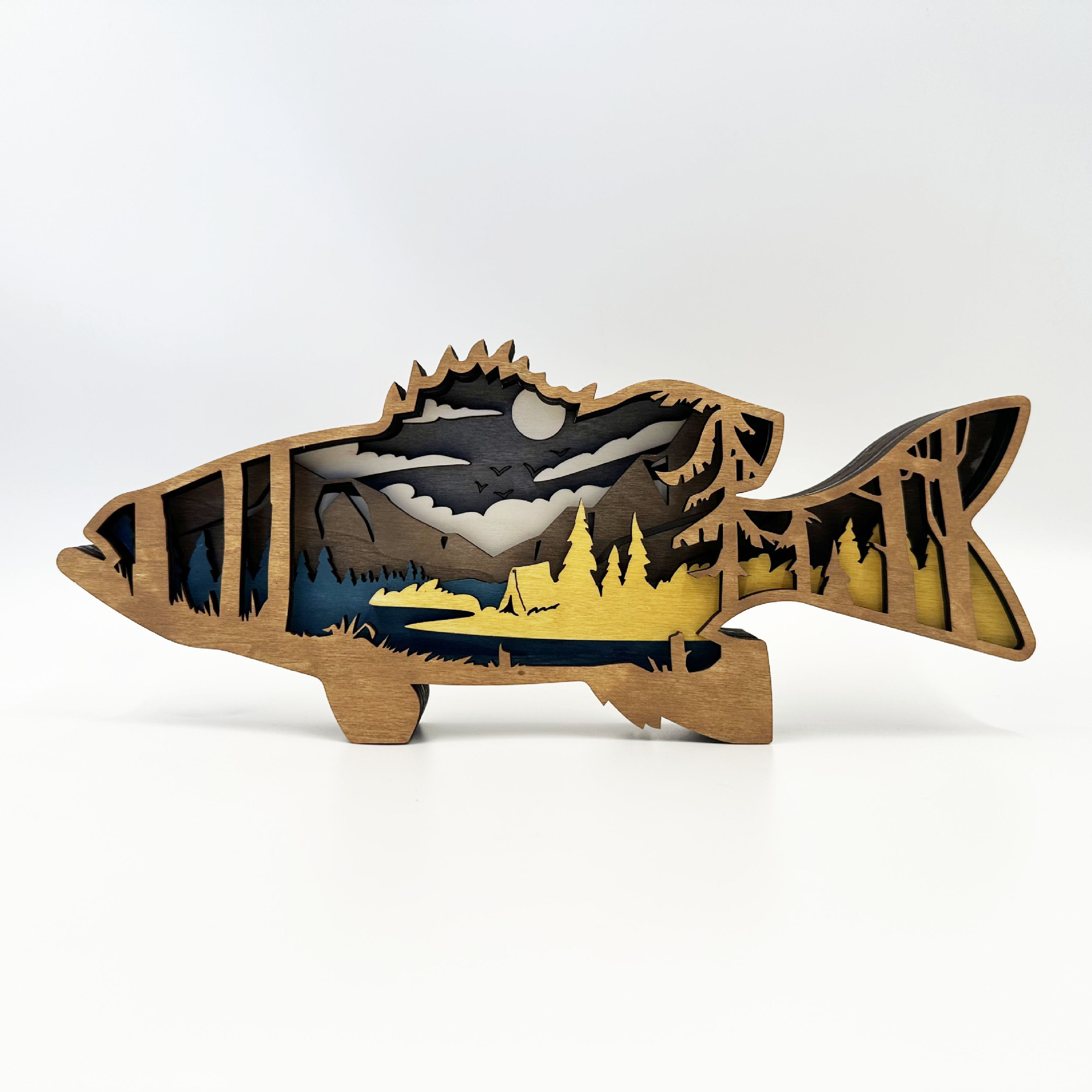 新款木质鲈鱼雕刻摆件创意设计