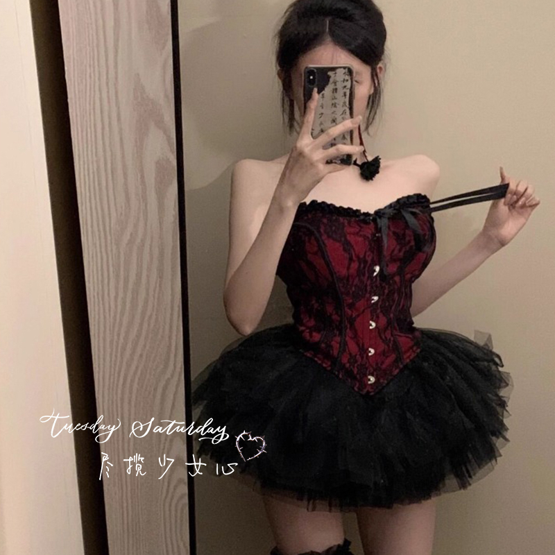 恶魔抹胸性感辣妹上衣显瘦蓬蓬裙