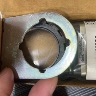 可维修过滤减压阀AW30-N02BDG 有3个