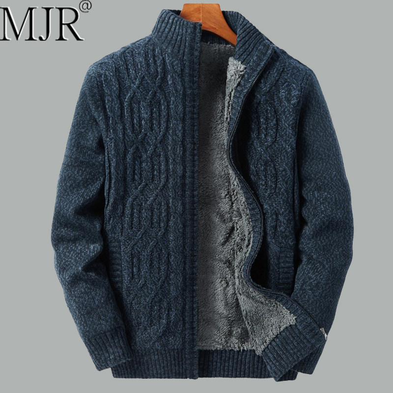 2025新款羊羔绒外套男款冬季高级感加厚保暖立领针织毛衣开衫男装