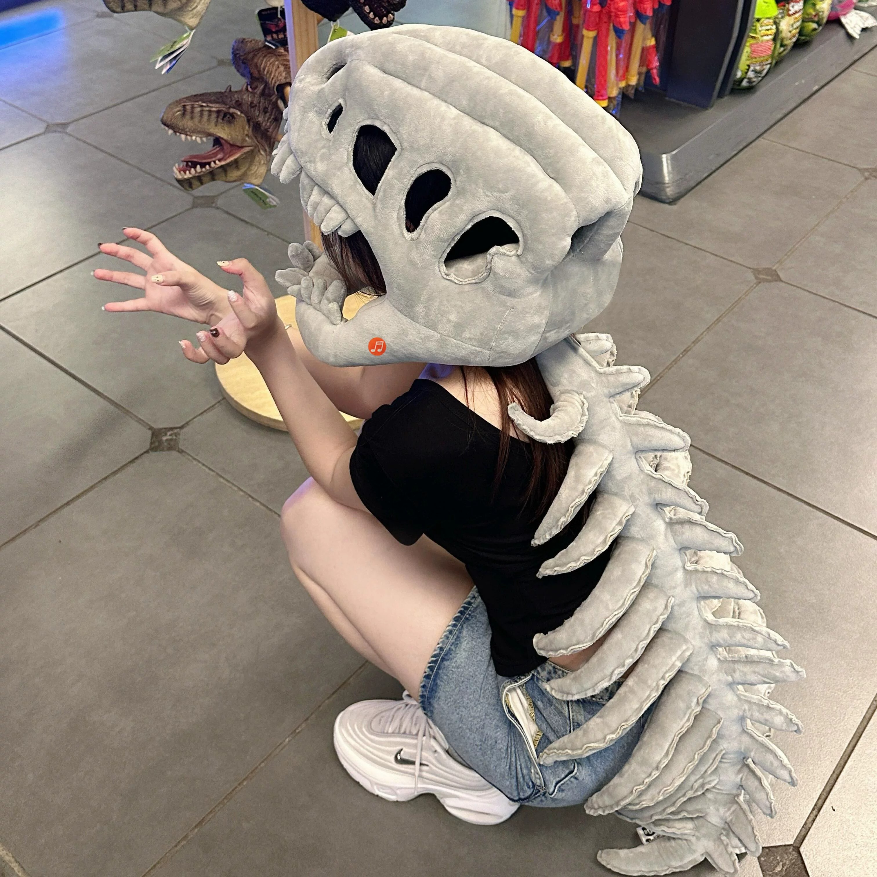 明星同款恐龙骨架头套搞怪玩偶