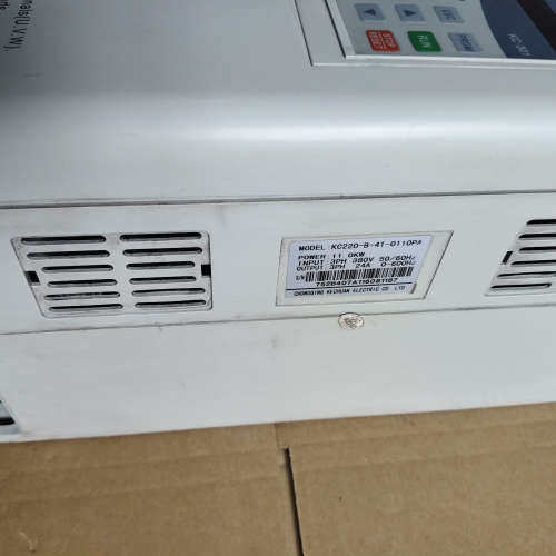 华泰科川 11千瓦变频器，KC220-B-4T-0110PA