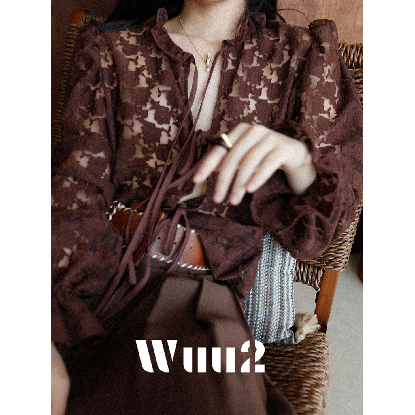Wuu2 棕影玫绡 复古艺术烧花蕾丝系带衬衫女泡泡袖微透薄款上衣