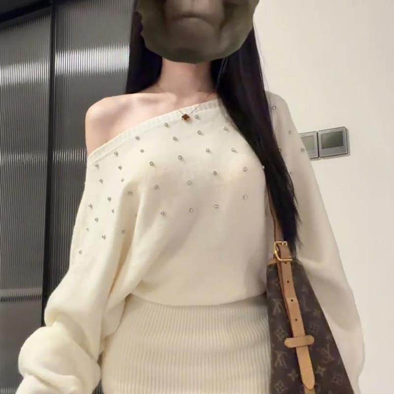 纯欲辣妹斜肩镶钻蝙蝠袖针织连衣裙女秋冬松弛感收腰名媛包臀短裙,女装/女士精品,连衣裙,淘宝优惠券,粉丝福利购,淘宝优惠卷