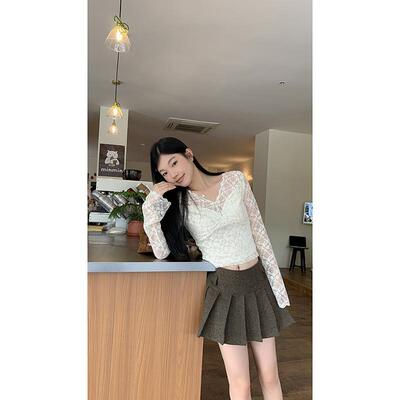 红人馆内搭打底衫女秋季2025年新款别致绝美小蕾丝V领T恤长袖上衣