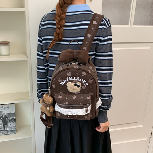 洋气百搭大容量复古双肩背包女2026年送女友生日礼物百搭学生书包