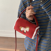 新年可爱小马红色圆筒包包女2026年新款 洋气高级感单肩斜挎手拎包