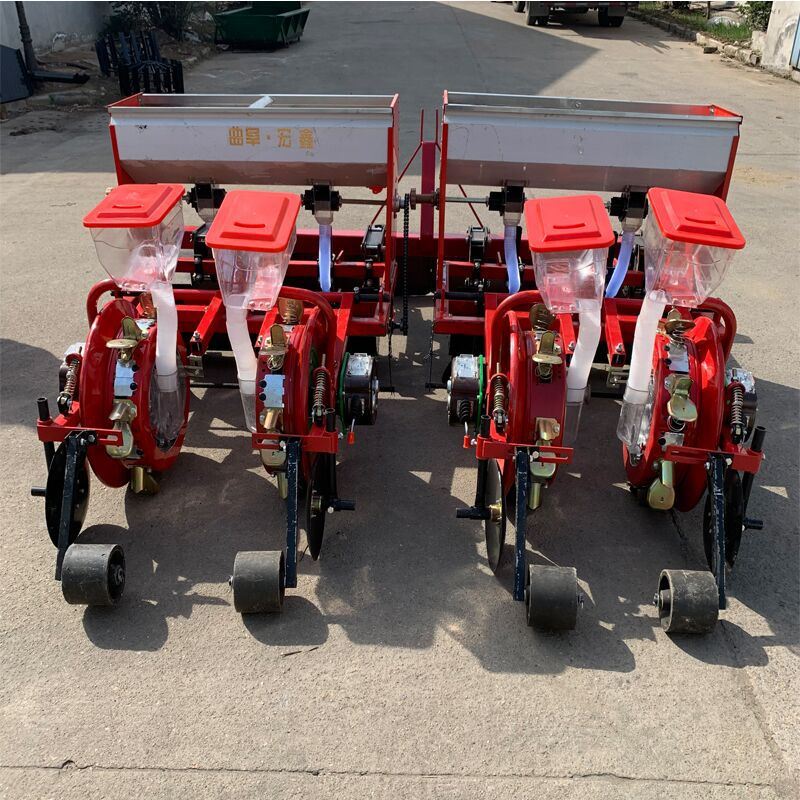 铺膜播种机一机成都玉米膜上点播机大豆玉米播种施肥机