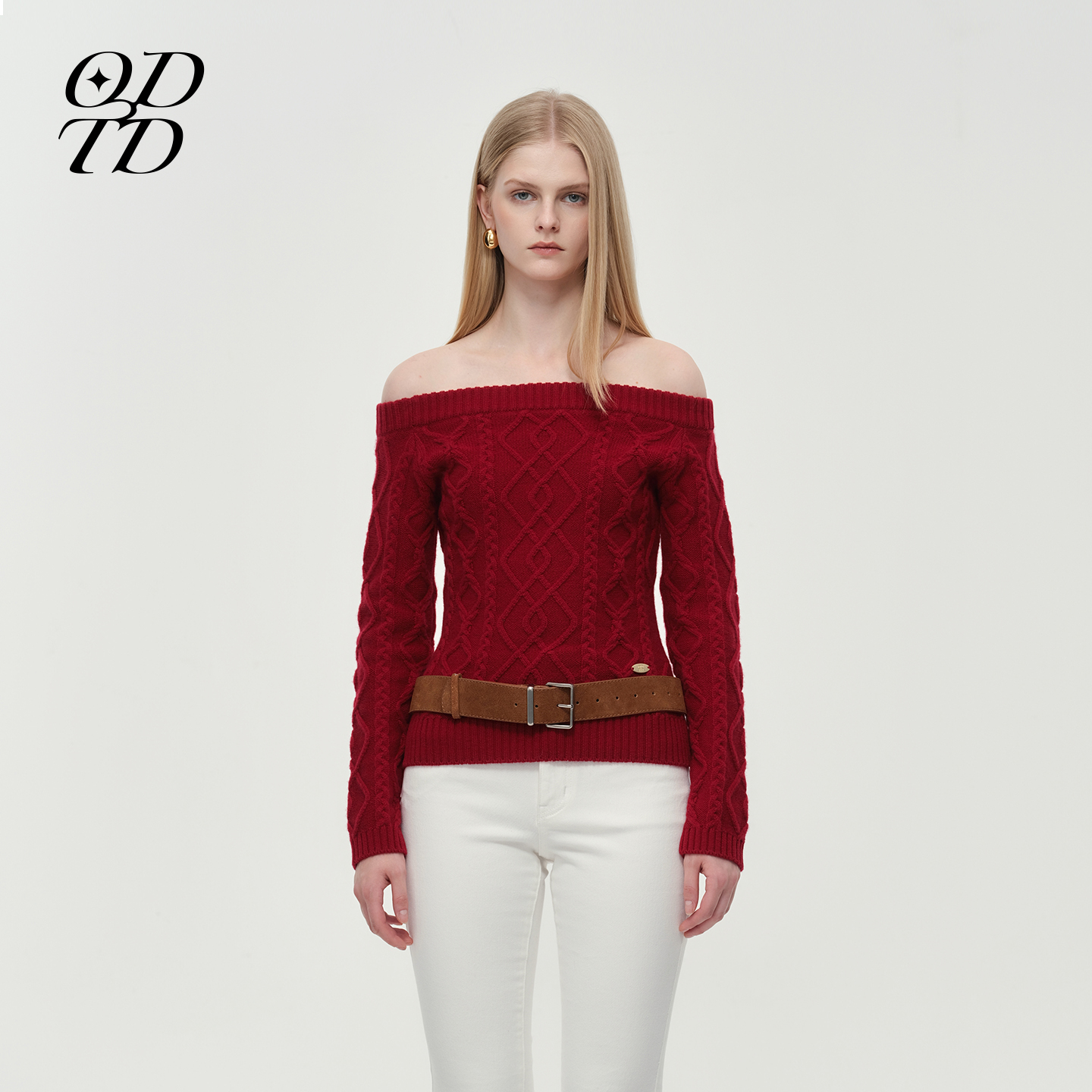 绞花一字肩针织上衣套头针织衫