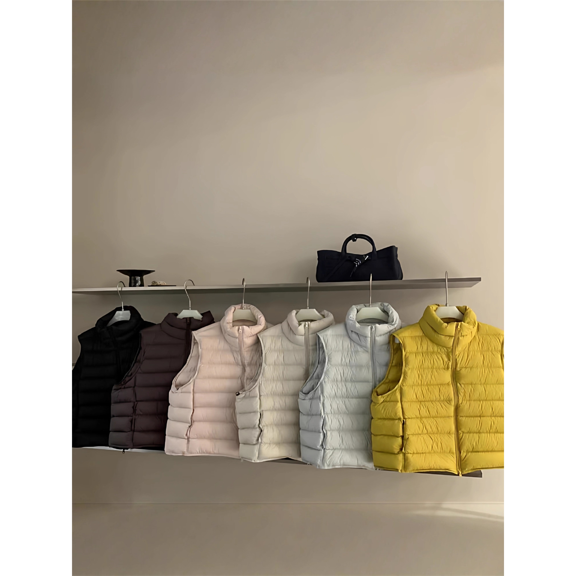 简若羽绒服轻薄羽绒马甲女排骨款短款立领2025新款超好看白鸭绒小