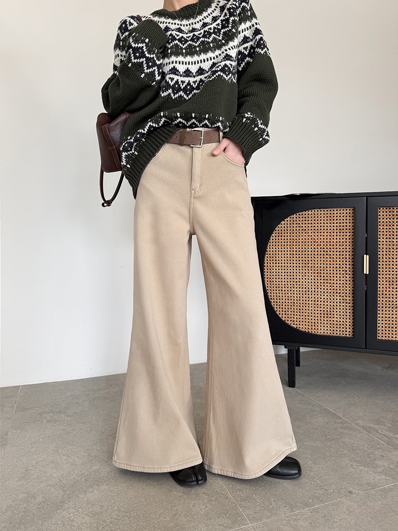 橘芷加绒加厚微喇叭女裤2025冬新款不贴腿宽松显瘦拖地牛仔裤6952