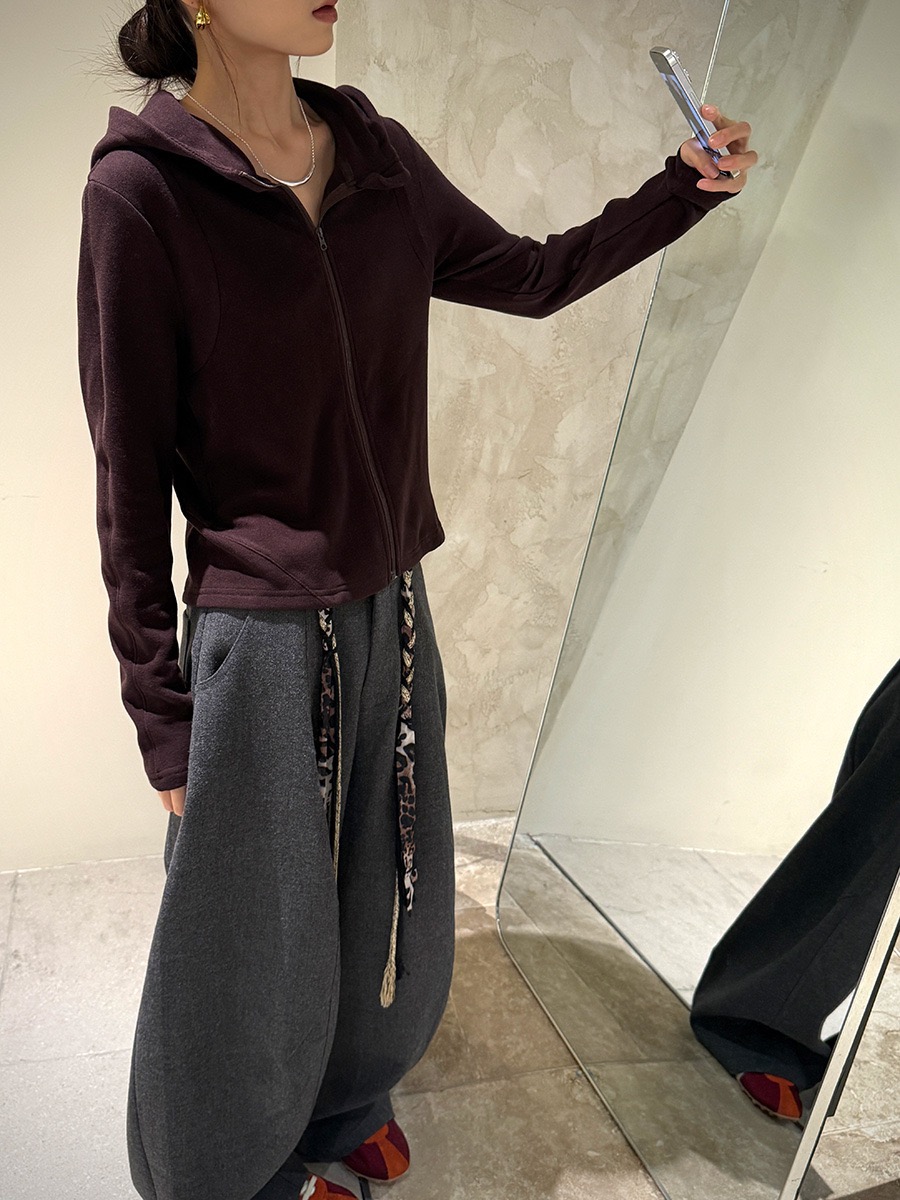 黎诺秋新款休闲运动风暖姜绒长袖连帽外套女2025慵懒风开衫上衣潮