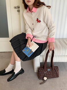 3th Morning 早春新款 点睛撞色小马贴布毛衣针织开衫ZY3946