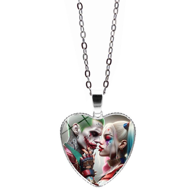 新款小丑女爱心项链饰品小丑Joker哈莉奎茵桃心吊坠毛衣链热卖配