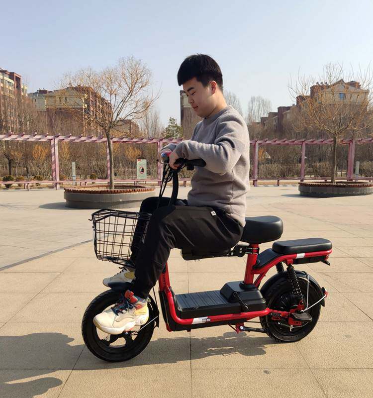 电瓶车宝宝前置座椅电动车单车自行车踏板电摩可折叠儿童小孩坐垫